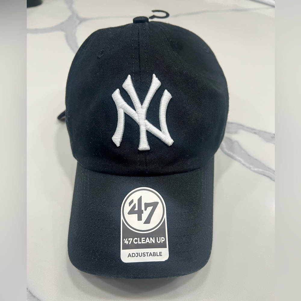 NWT NY Yankees ‘47 brand adjustable baseball hat